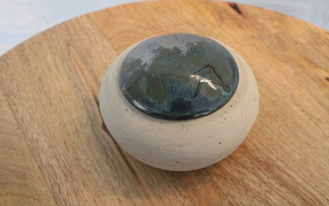 Ronde Urn met Groen/Blauw Deksel